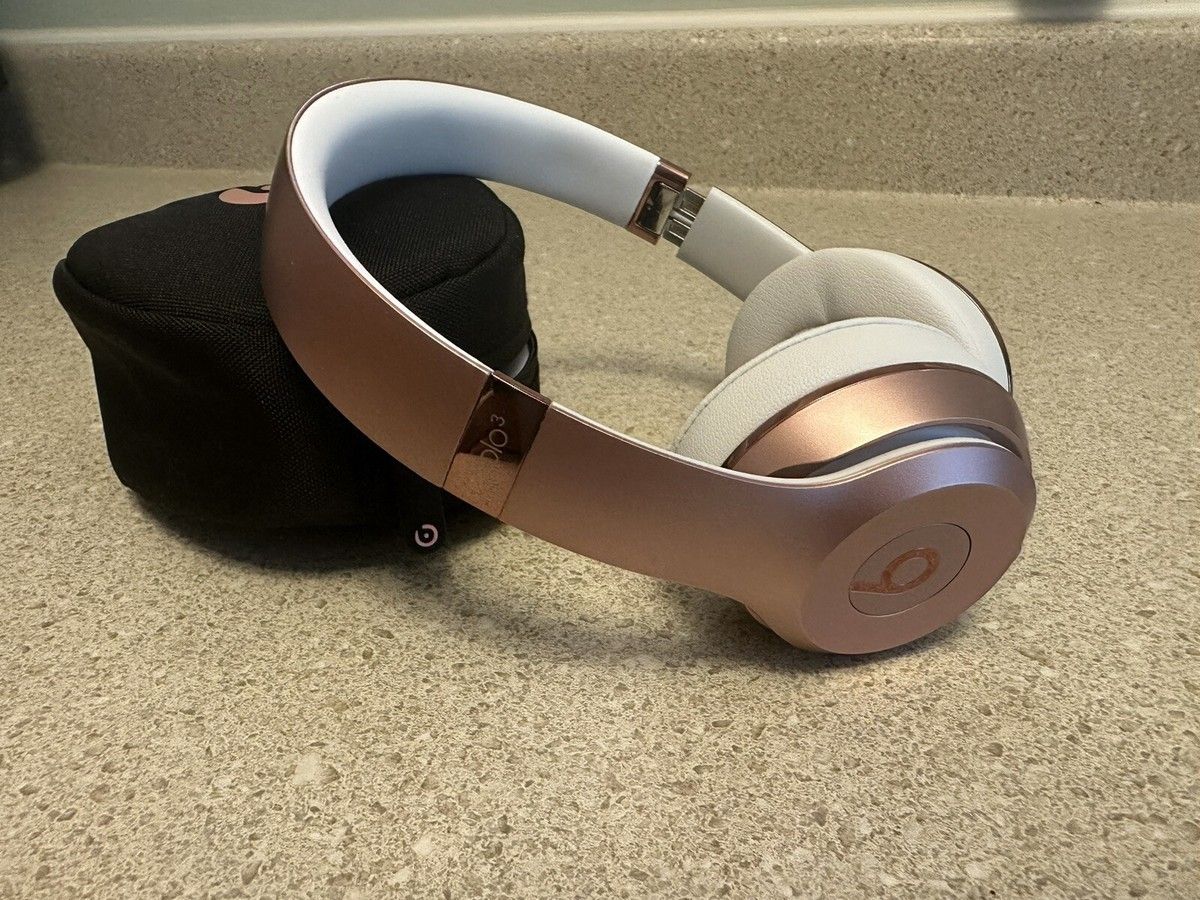 Beats Solo 4