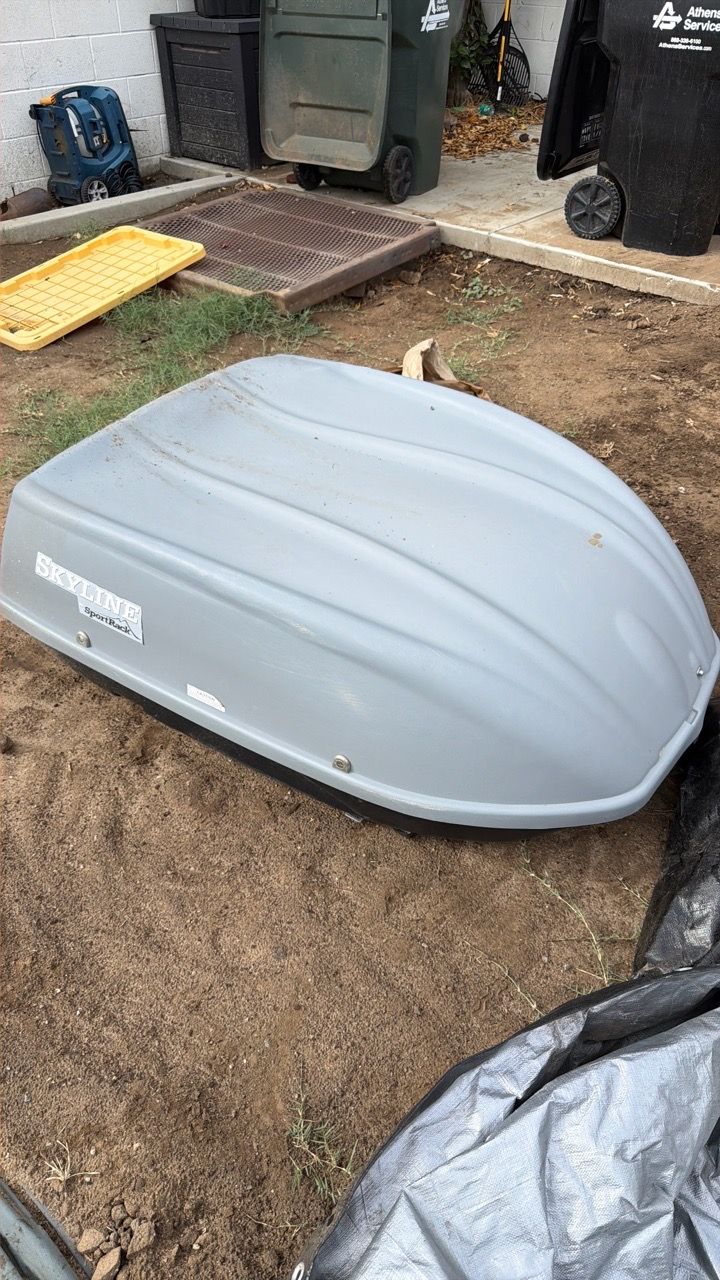 Skyline car roof storage for Sale in West Covina, CA - OfferUp