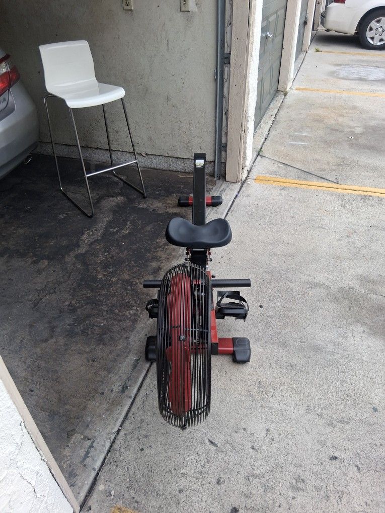 StaminX Air Resistant Rower