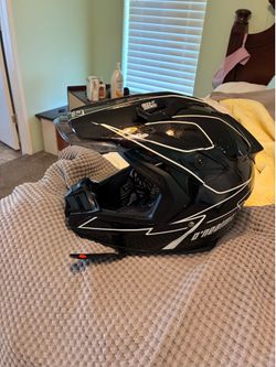 ONeal MX dirt bike helmet 8 series