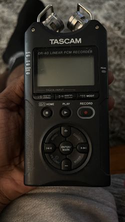 Tascam Dr-40 PCM Recorder
