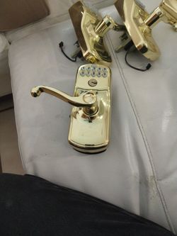 Schlage Electronic keypad door Lock Gold