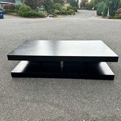 Large size black coffee table 