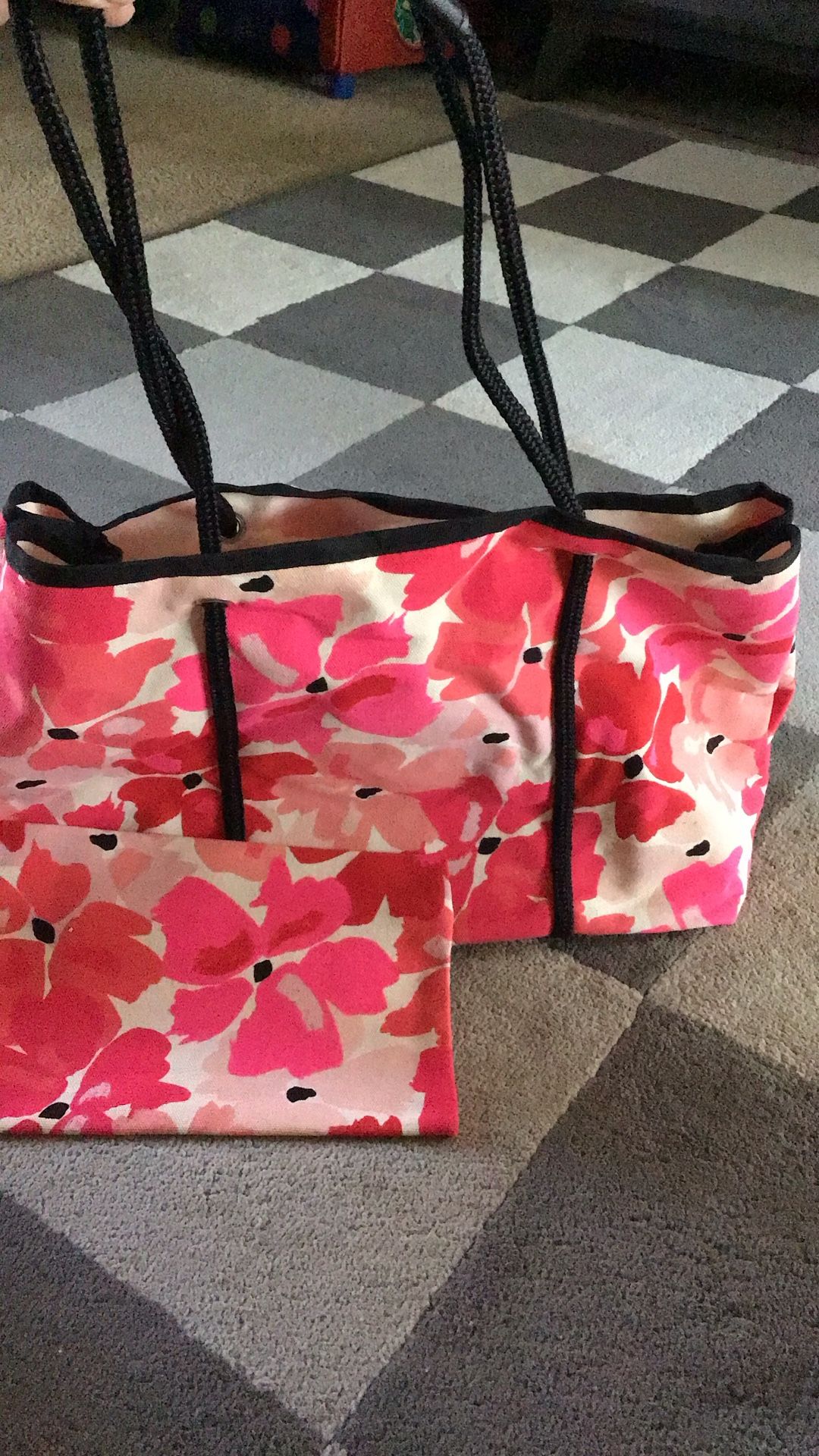 Avon Flower Tote Bag With Cosmetic Bag