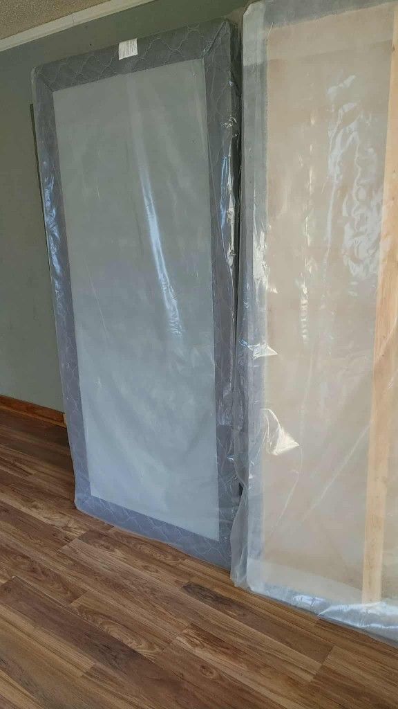 King size Mattress And Dual Box Spring Mattresses (For King Victorian Sampler Bed Listing)