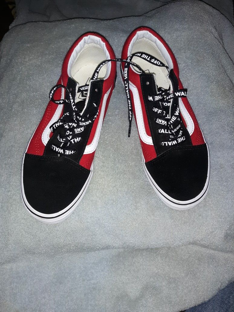 Size 4.5 Suede & Cloth Off The Wall Vans Fi