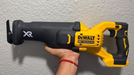DeWalt 20V XR Brushless Reciprocating Saw