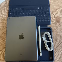Apple iPad 7th Generation 128GB With Logitech Keyboard and Pencil 