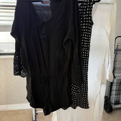Women’s Dresses/Romper (Size Medium