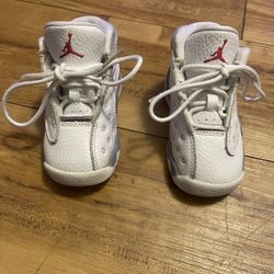 Jordan 13 Wolf Grey Size 5c Toddlers $25