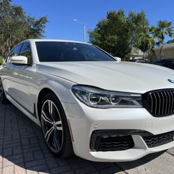 2019 BMW 750i 