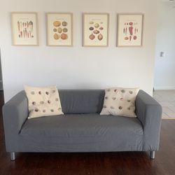 Loveseat/Sofa