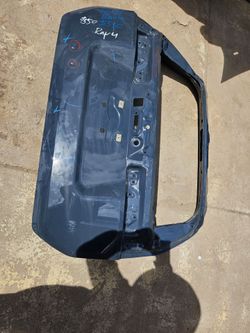 Toyota rav4 tailgate oem