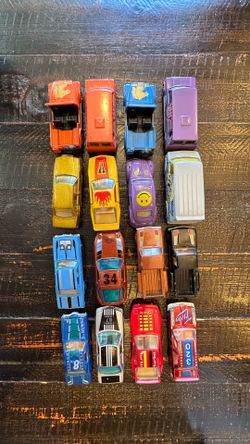 Vintage Yatming Diecast Collection – 16 Cars, Trucks & Vans