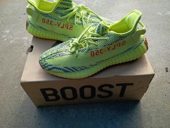 Yeezy 350 V2 Size 9