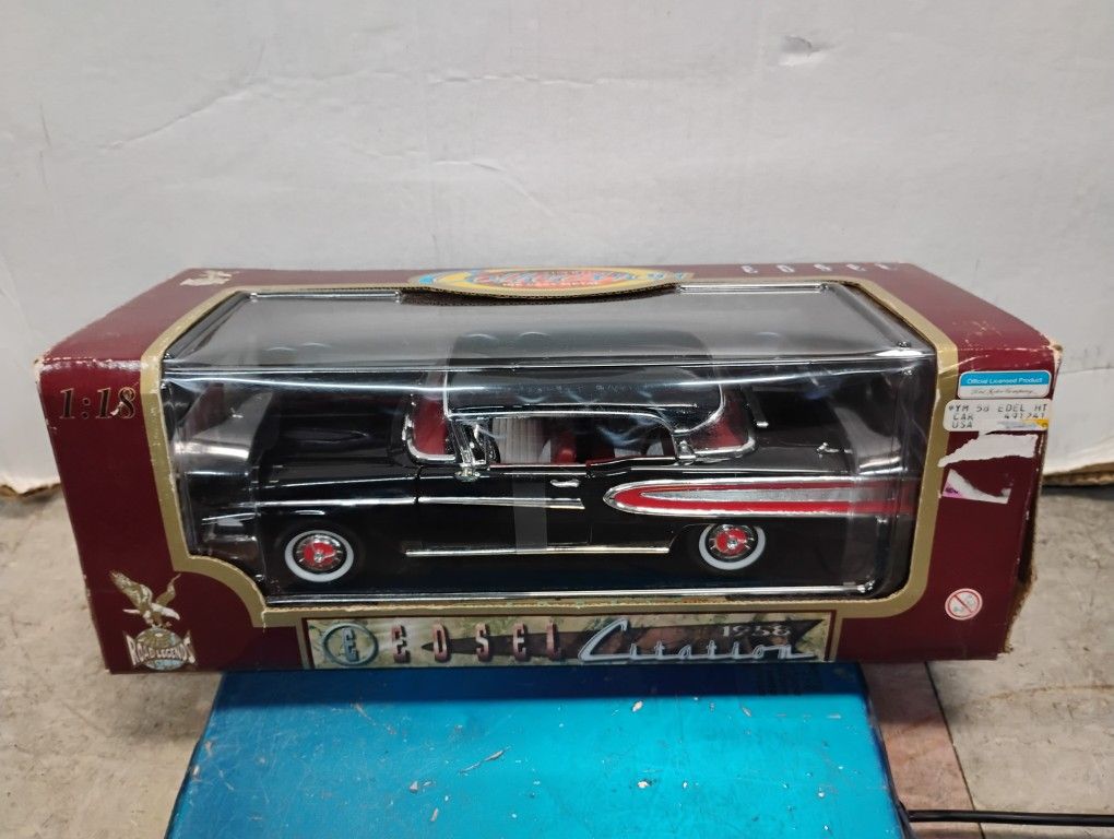 1958 Edsel Citation Convertible Black 1:18 Diecast Model Car