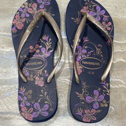 Havaianas Flip Flops Size 11-12 
