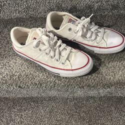 Ladies Size 6.5 Low Top White All-Star Converse