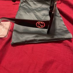 Women’s Gucci Sunglasses 