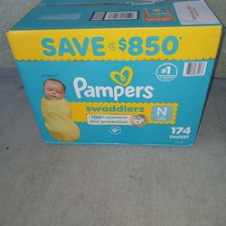 Diapers Pampers 