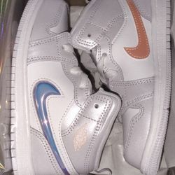 👟 BRAND NEW Air Jordan 1 Mid SE TD – Size 10C 👟