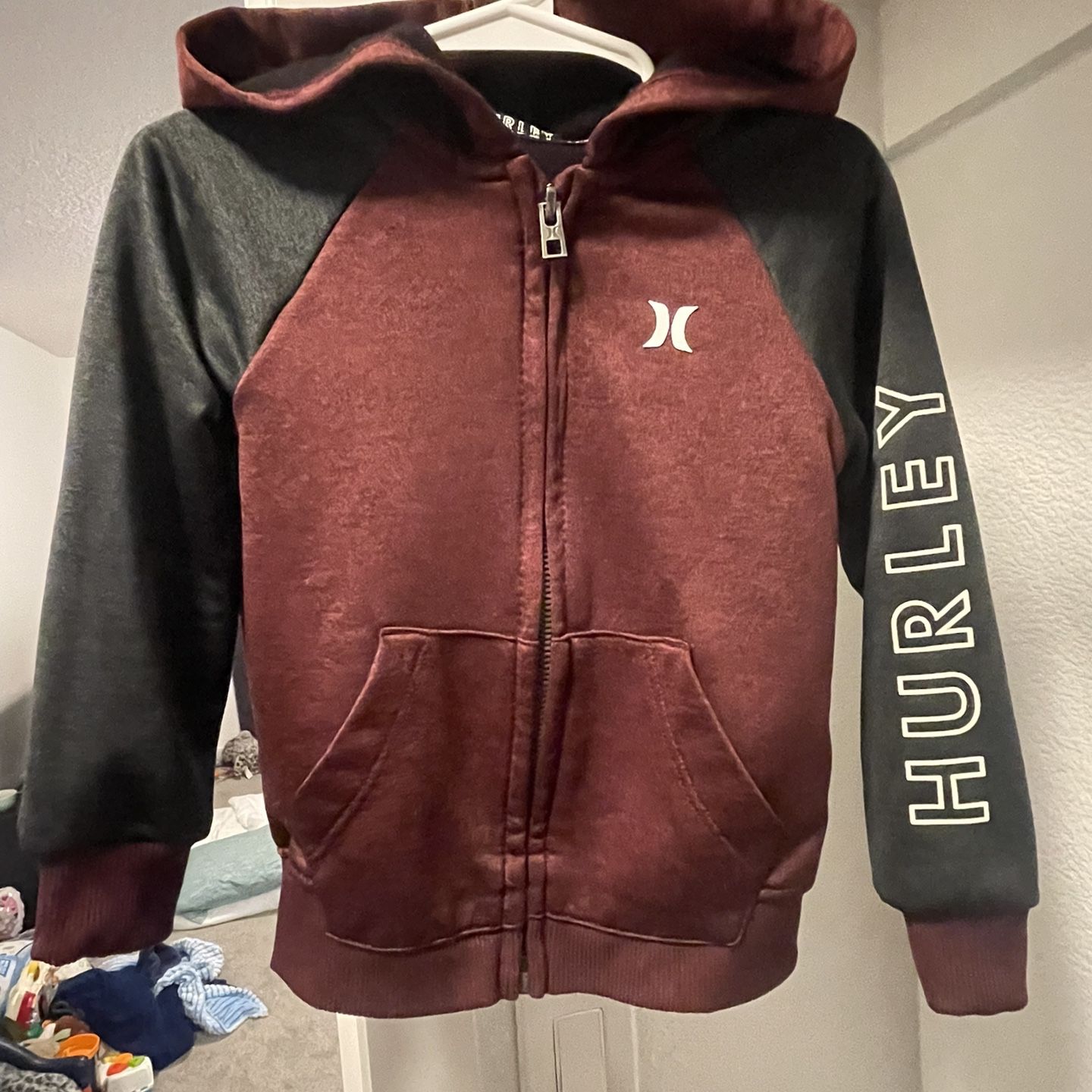 Size 2t Hurley Zip Up 