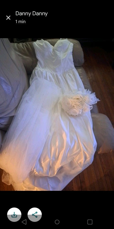 Brand New Wedding Dress Veil And Bouquet All