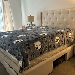 QUEEN BED FRAME AND MATRESS 