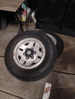 Toyota 4x4 6 lug wheel set