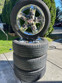 18" OEM GMC Chrome Wheels w/ Nexen Tires 235/55R18 (5x120)