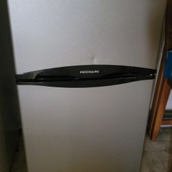 Small Refrigerator