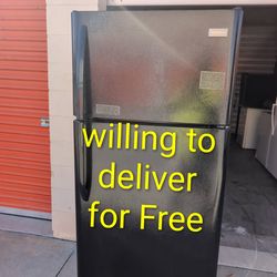 Frigidaire Refrigerator 18 cuft (size 30" w 66" h