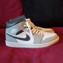 Jordan 1 size 10,, no box