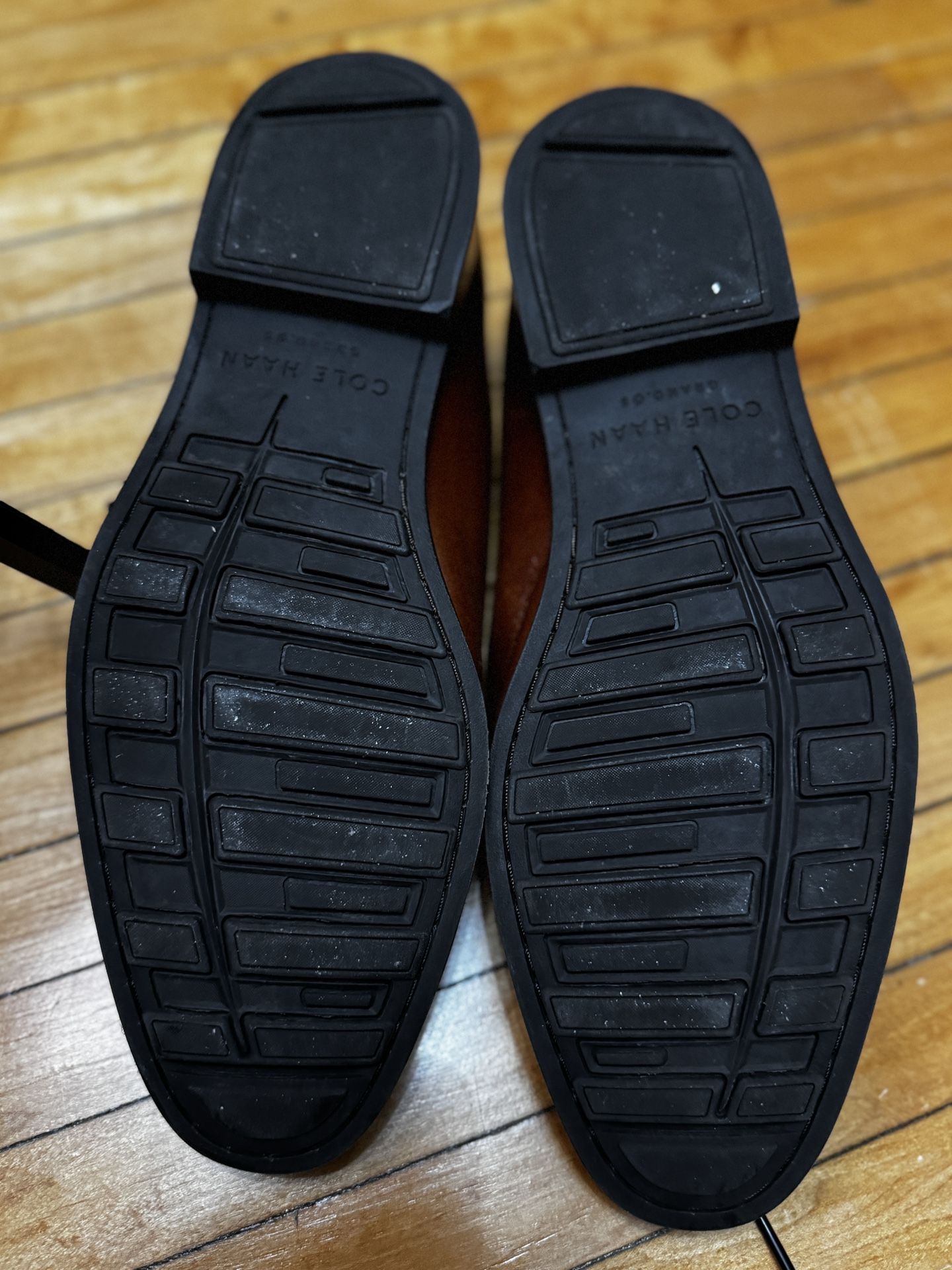 Cole Haan Jefferson Grand Wholecut Men main image 2