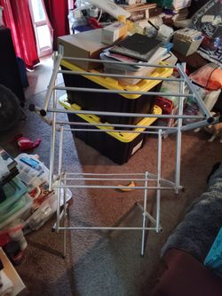 Metal Clothes Rack 