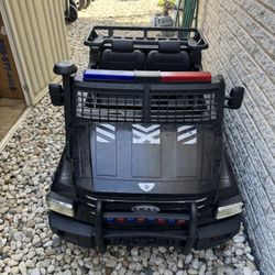 Huffy 12v Battery Powered SWAT Truck