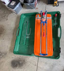 Rubi TS60 Tile Cutter w/Case 26”