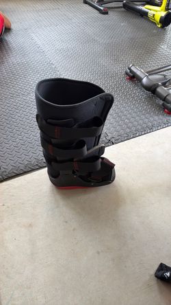 Medical boot