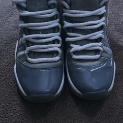 Cool grey Jordan 11, worn only a couple times size 5,5