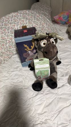 Disney Sven Scentsy Buddy from the Frozen collection 18-inch to 20-inch