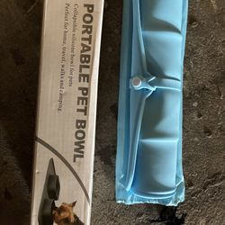 "The Travel Buddy" Foldable All-In-One Double Bowl & Mat - Portable Cat Food & Water Dish 