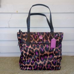 Coach F25282 Signature Sateen Ocelot Print Tote Bag Purse Black Purple