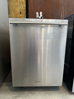 JENN AIR BRAND NEW DISH WASHER