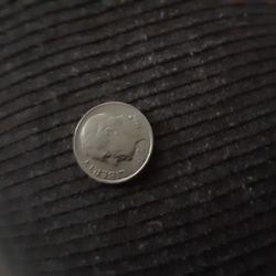 This Time Looks Like It Has A Real Shiny Finish Almost Like A Satin Finish And Real Shiny It Looks Like Somebody Dropped Silver All Over It