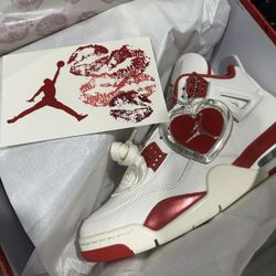 Air Jordan 4 Retro Valentine’s Day 