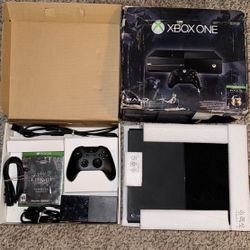 XBOX ONE CONSOLE WITH VIDEO GAME & CONTROLLER