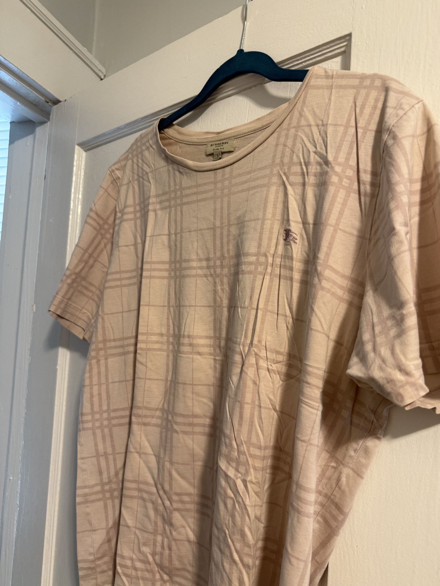 Burberry T Shirt