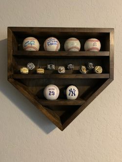 Champion Ship Display 