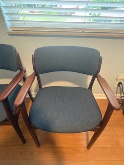 Pair of Mid-Century Modern Accent Chairs