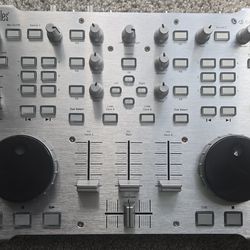 Hercules DJ Console RMX